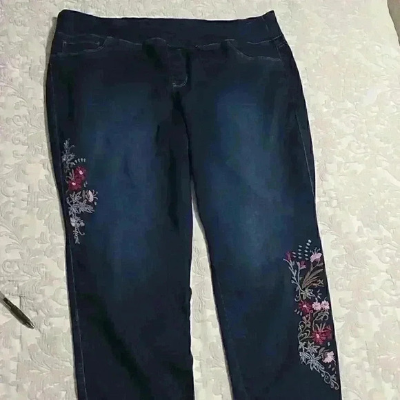 Women's Jeans Plus Size 2XL - Picture 7 of 9